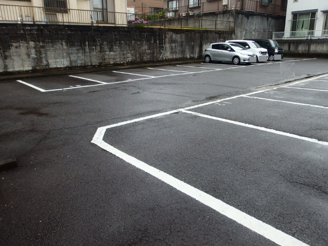 タウニィ山本Ｂの駐車場