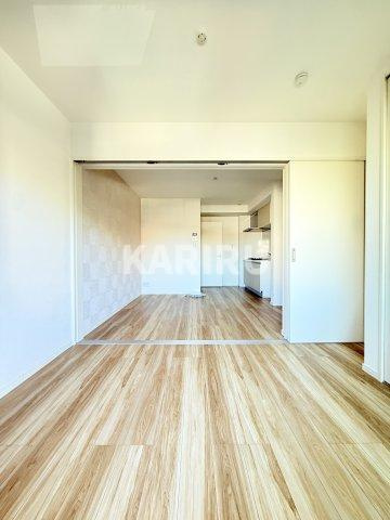 ＡＬＥＧＲＩＡ鶴見区今津の居間・リビング