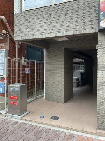 DOビル津田沼のエントランス