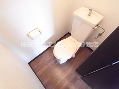 【トイレ】 | スカイビレッジ | 落ち着いた色調のトイレです