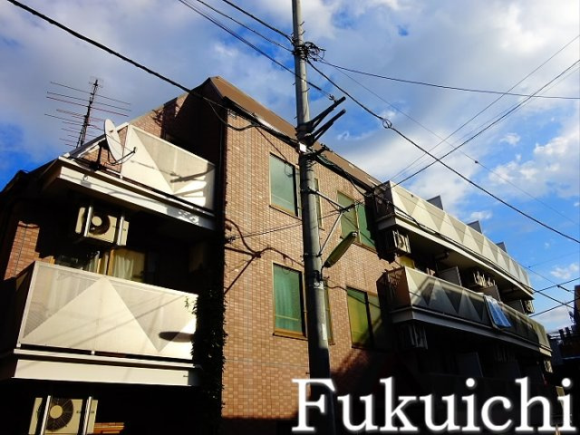 ウイングッド下馬の外観