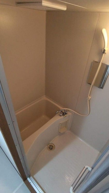 ウイングッド下馬の浴室