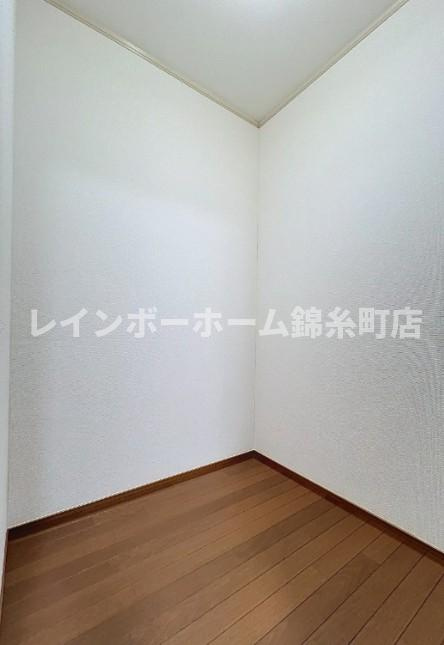 メゾンドポンムオーボワダルトワの収納