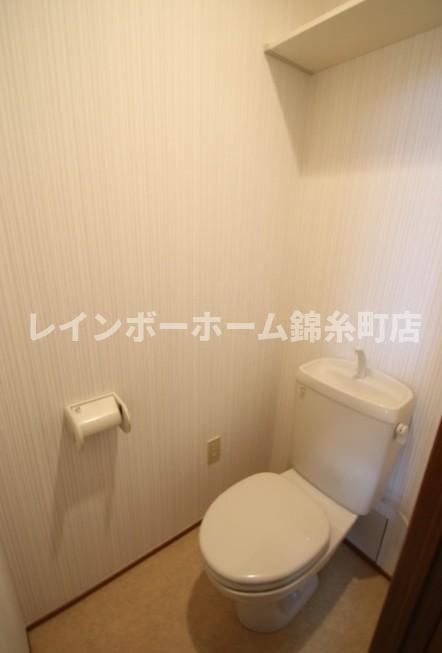 メゾンドポンムオーボワダルトワのトイレ