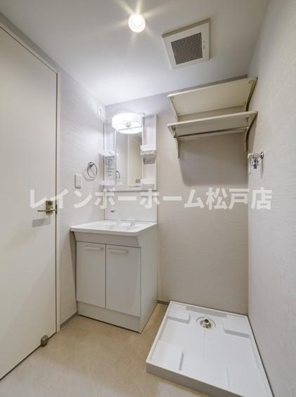 AMALFIの独立洗面台