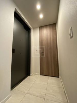 【玄関】 | ローレルタワー御堂筋本町 | ローレルタワー御堂筋本町　玄関スペース