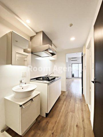 パルティール上前津の玄関