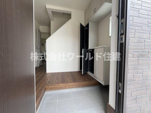 あきる野市瀬戸岡第4期の玄関