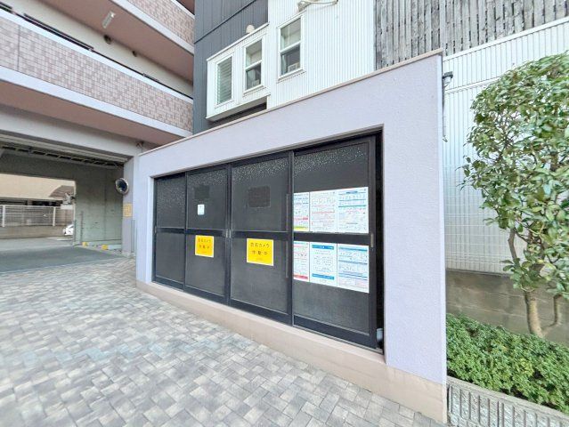 セントラルパーク東三国の駐車場