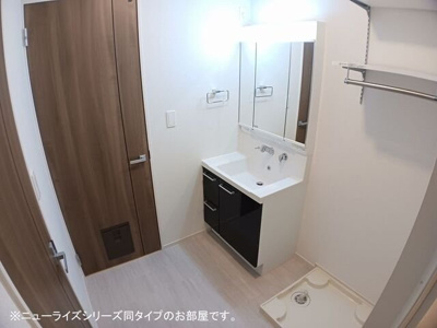 【洗面所】 | アプローズ | 忙しい朝には欠かせない洗面所です