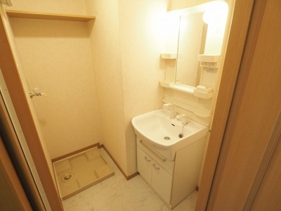 【洗面所】 | ヴィラージュＢ | 使いやすい洗面所です