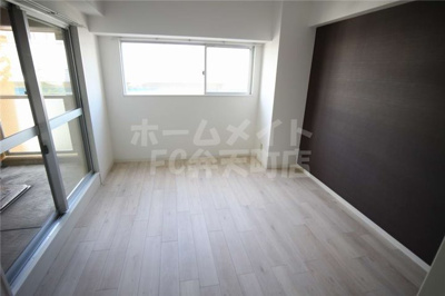 【居間・リビング】 | ハーバーハウス大阪 | ゆったりとした居間です