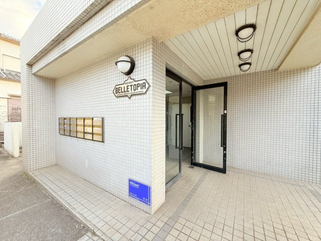 ベルトピア西明石Ⅲのエントランス