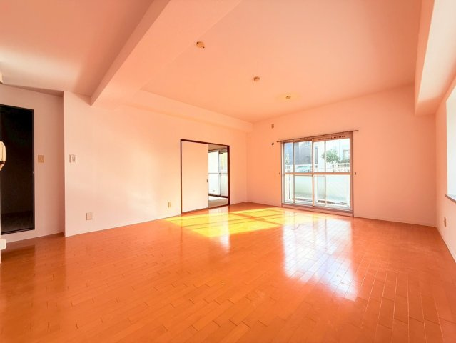 ベルトピア西明石Ⅲの居間・リビング