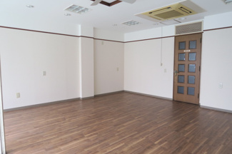 【内装】 | カーサケイワイ№1 | 明るい色調の室内です