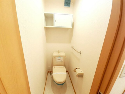 【トイレ】 | サニーハウス | ゆったりとした空間のトイレです