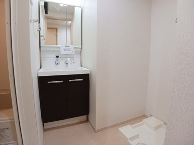 【洗面所】 | シェーナ下到津 | 使いやすい洗面所です