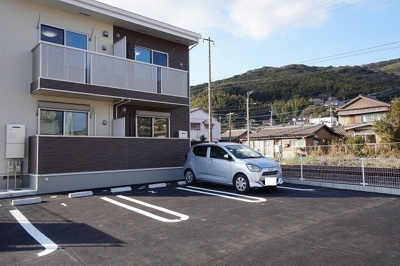 【駐車場】 | シンプルライフ | 駐車場に車を止められます