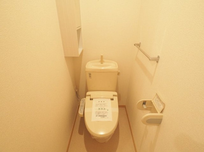 【トイレ】 | ベルニーニ | ゆったりとした空間のトイレです