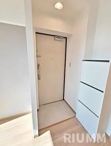 【玄関】 | タスキスマート新宿（タスキｓｍａｒｔ新宿）