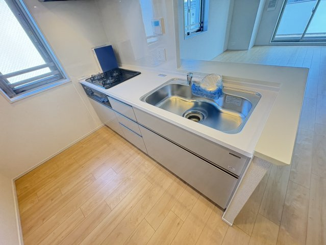 リーフシティ市川ザ・レジデンスのキッチン