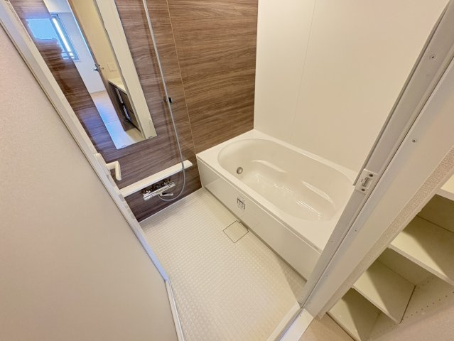 リーフシティ市川ザ・レジデンスの浴室