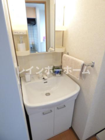 ルネス　エスポワールの独立洗面台