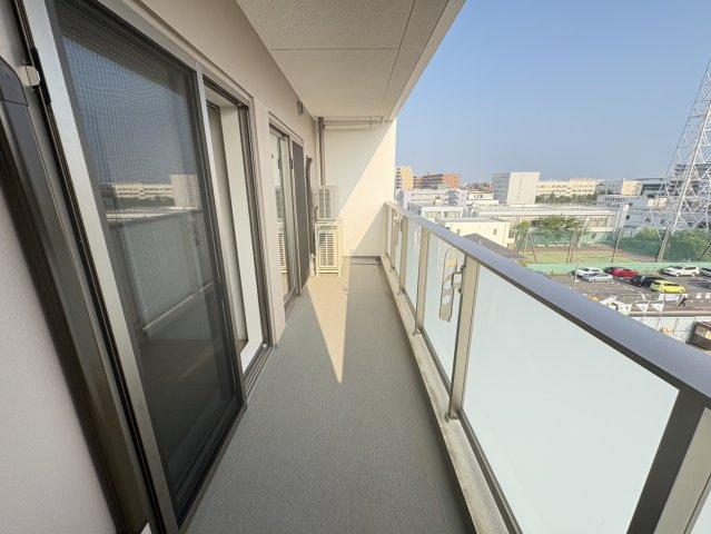 リーフシティ市川ザ・レジデンスのバルコニー