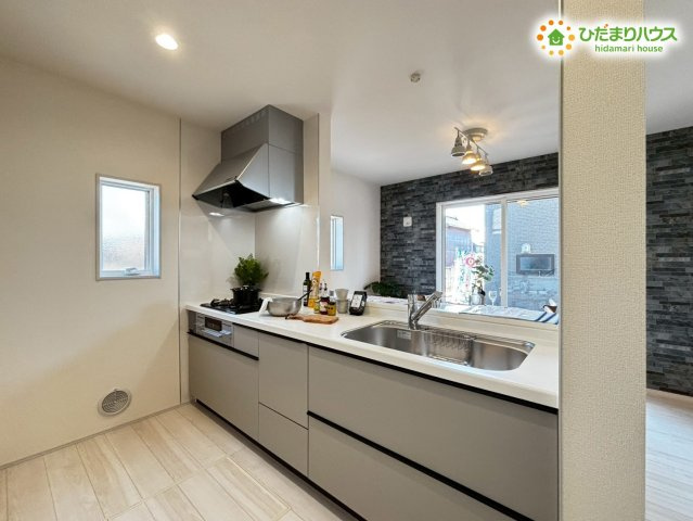 鴻巣市松原　新築戸建　リーブルガーデン02のキッチン