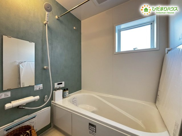 鴻巣市松原　新築戸建　リーブルガーデン02の浴室