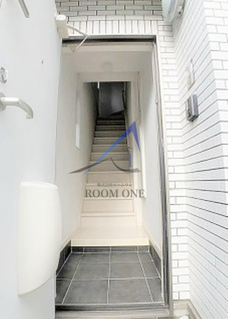 大井Ｓ・ＦＬＡＴの玄関|玄関です。