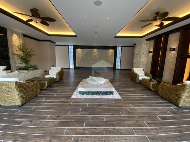 プレジオ八戸ノ里のロビー