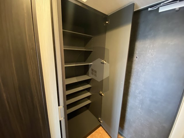 プレジオ八戸ノ里の収納