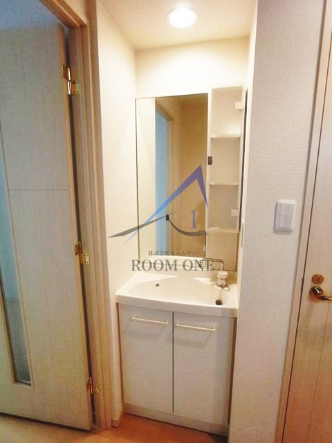 エクセリア二子多摩川Ⅱ の洗面所|洗面台です。