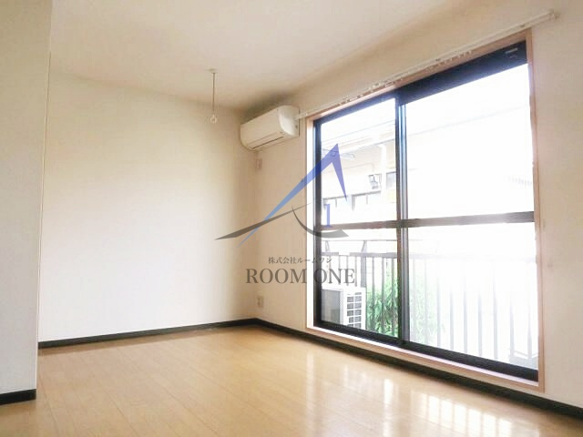 イトウハイツの居間・リビング|洋室のお部屋です。