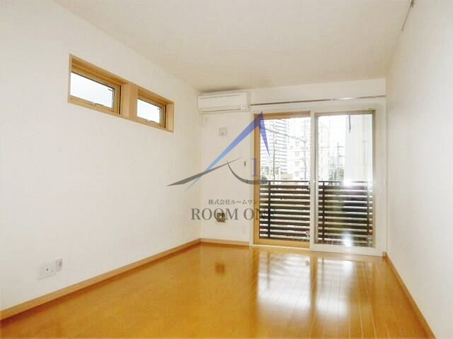 ＫＩＨＡＣＨＩ　ＲＥＳＩＤＥＮＣＥの居間・リビング|洋室のお部屋です。