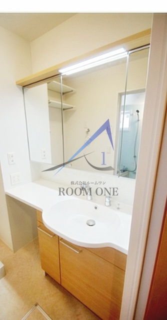 プレミール・イダ