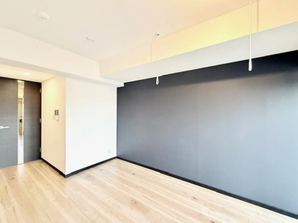 ＣＯＣＯ－ＣＨＩＬＬ　ＫＡＭＥＡＲＩの居間・リビング