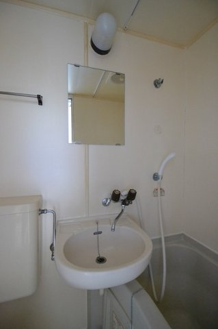 アイビルの洗面所