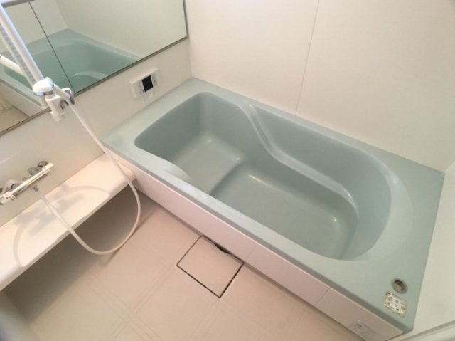 エスペランサ　Bの浴室|イメージ(反転タイプ)