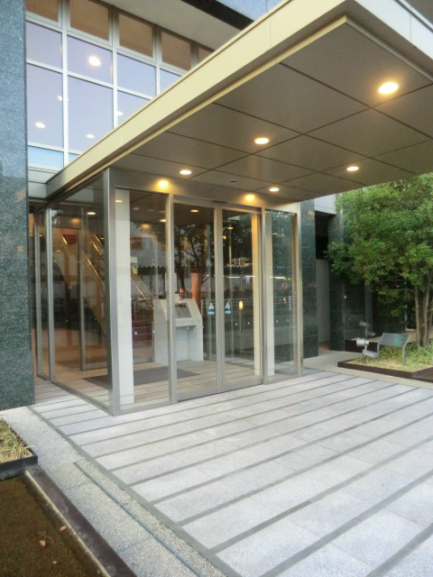 神戸市灘区灘北通１０丁目の賃貸マンションの外観