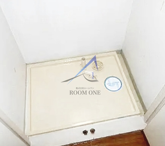 エヴェナール要町の設備|洗濯機置き場です。