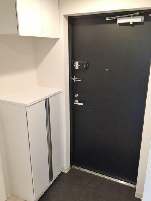 b'CASA浅草イーストの玄関