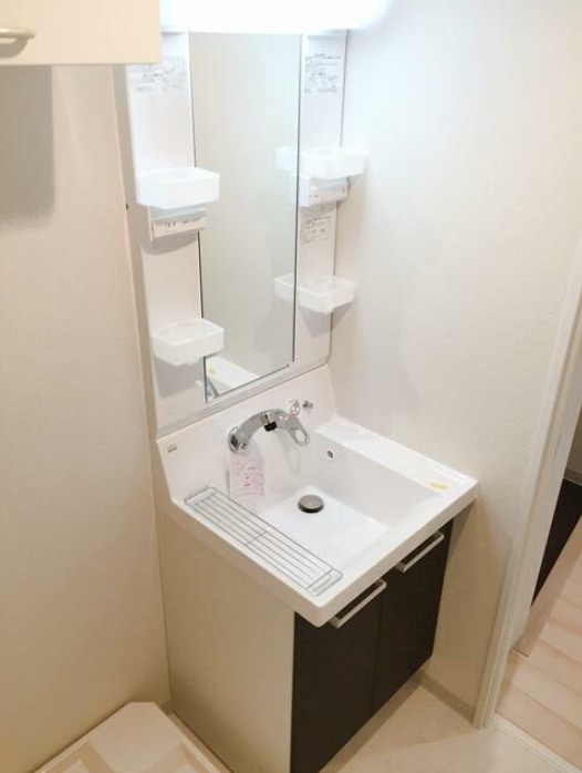 b'CASA浅草イーストの洗面所