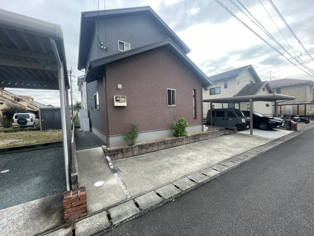 花園台町戸建ての外観