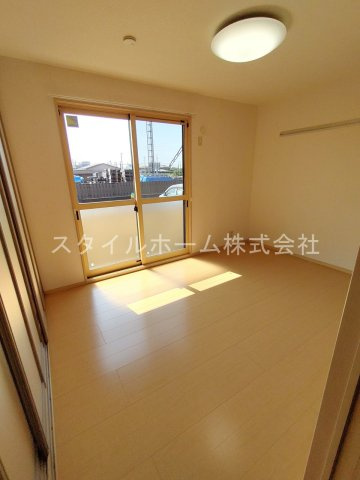 ラ・ファミーユの居間・リビング