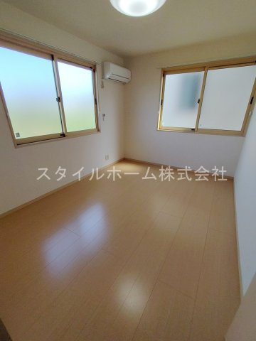 ラ・ファミーユの居間・リビング