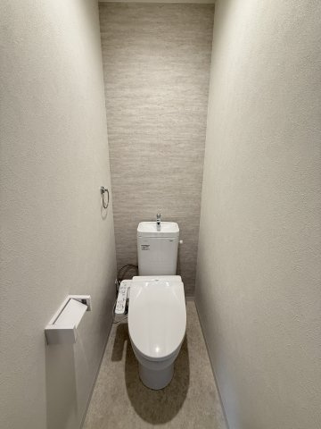 クラウンハイツ砂山南III A棟・アパート・95057のトイレ|2階のお部屋です。