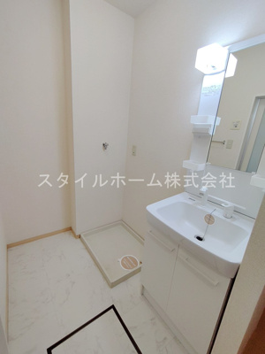 【洗面所】 | ラ・ファミーユ