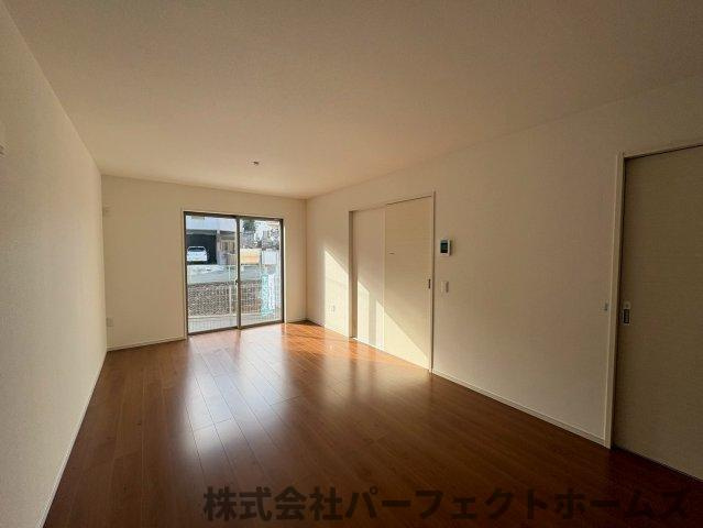 【居間・リビング】の画像